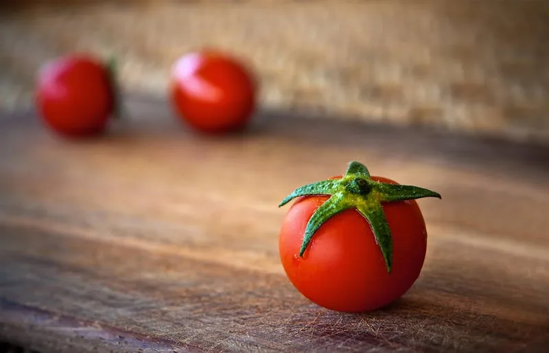 Fresh tomatoes